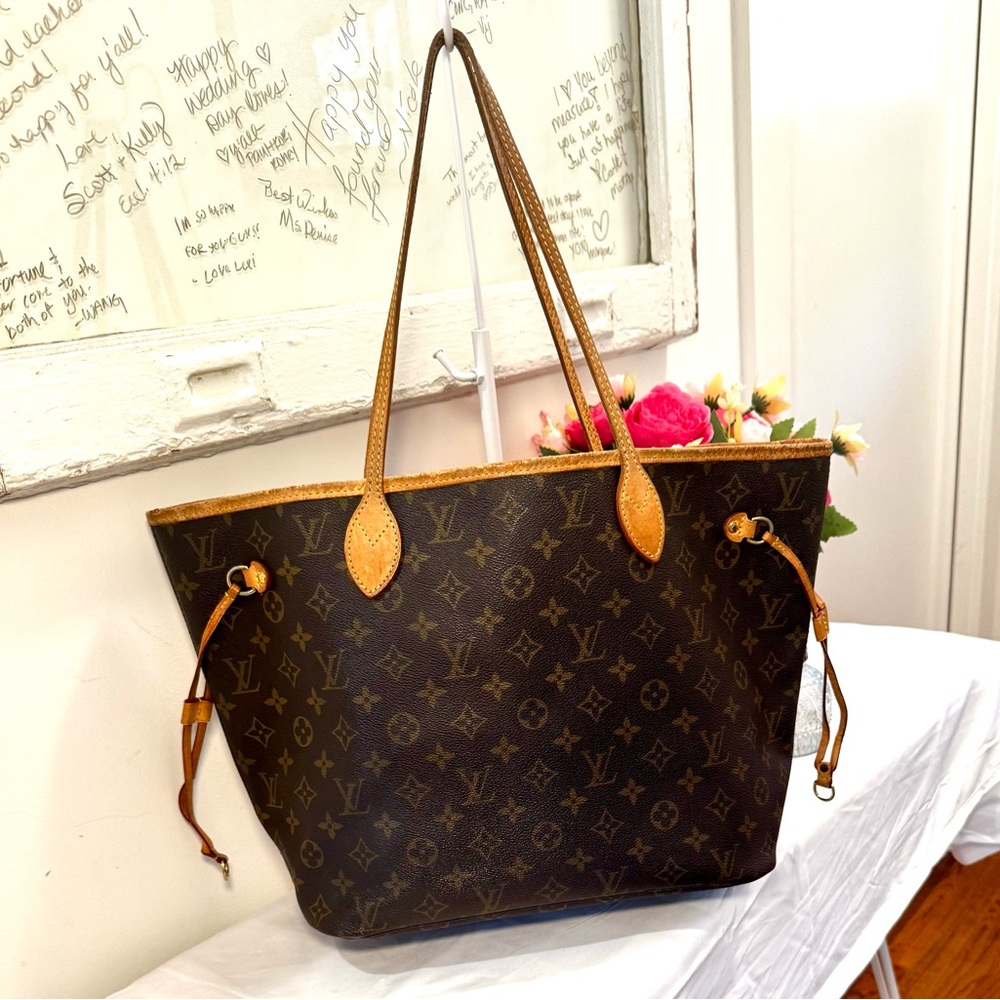 Louis Vuitton Brown Monogram Neverfull Tote